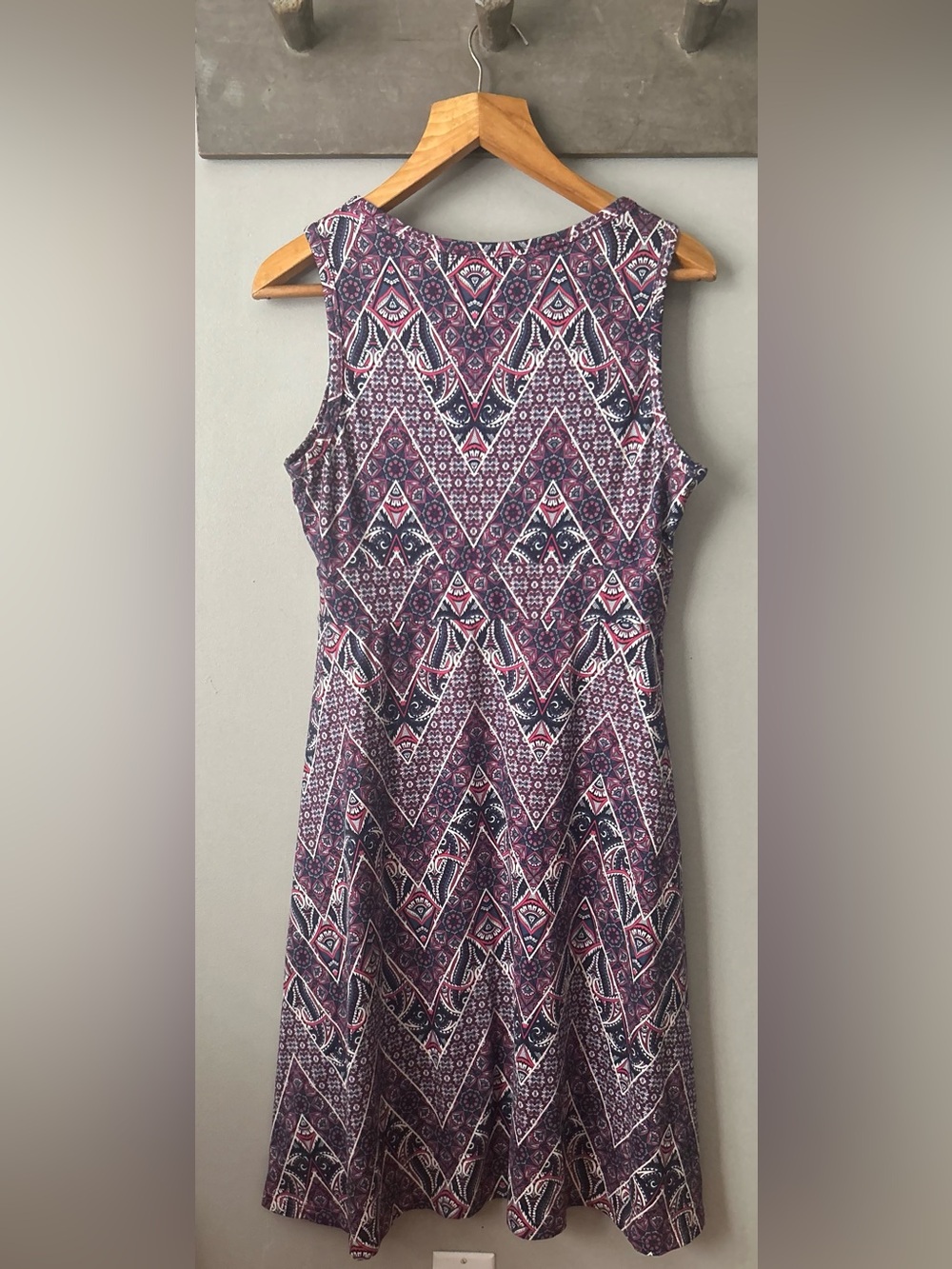Th North Face dress - Picture 5 of 13